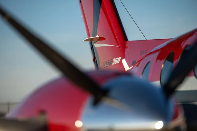 King Air 360 Crimson Edition 
