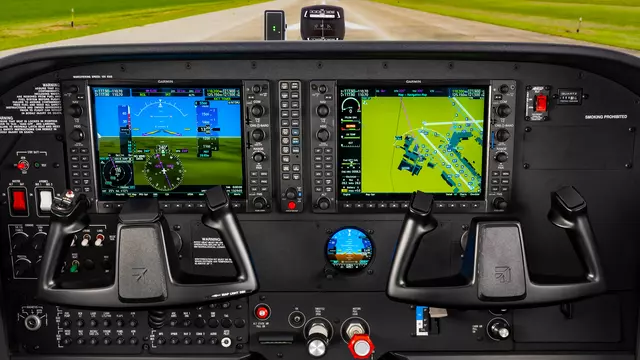 Cessna Skyhawk cockpit