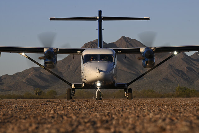 Cessna SkyCourier TXTAV photo by Greg L. Davis.jpg