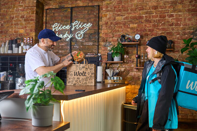 607403-Courier_Restaurant-d906d2-original-1755772104