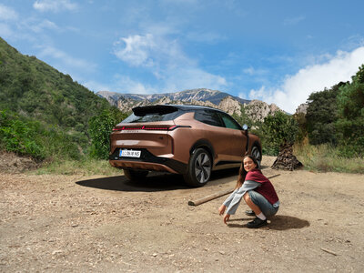 The New 08. Limit Less Campaign_Mountains1.jpg