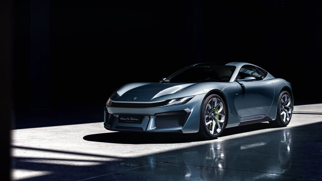 669780-Lynk%20%26%20Co%20Concept%20Car%209-076e82-large-1777016139.jpg