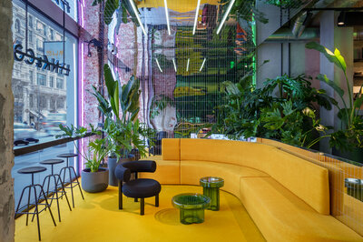 535637-Lynk & Co Madrid Club_Entrance-c10972-original-1713879079