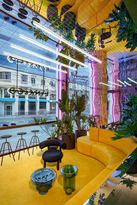 535641-Lynk & Co Madrid Club_Entrance_2-111c71-original-1713879089