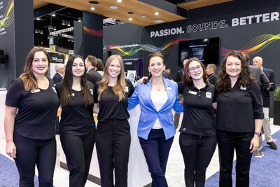 Diana Quintero y colegas en InfoComm 2025