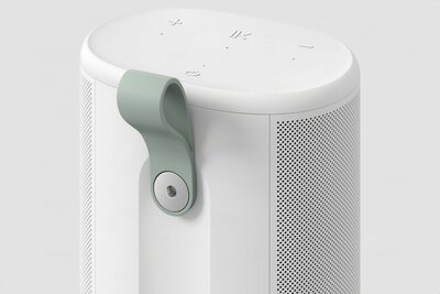 Sonos Play - Back Detail Strap White.JPG