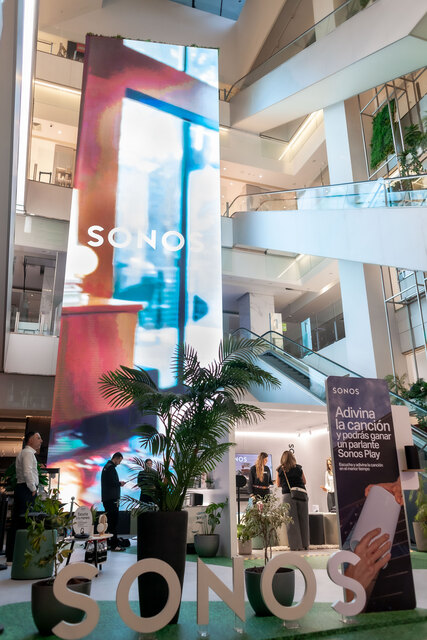 3 Sonos PopUp Falabella May 2026.JPG