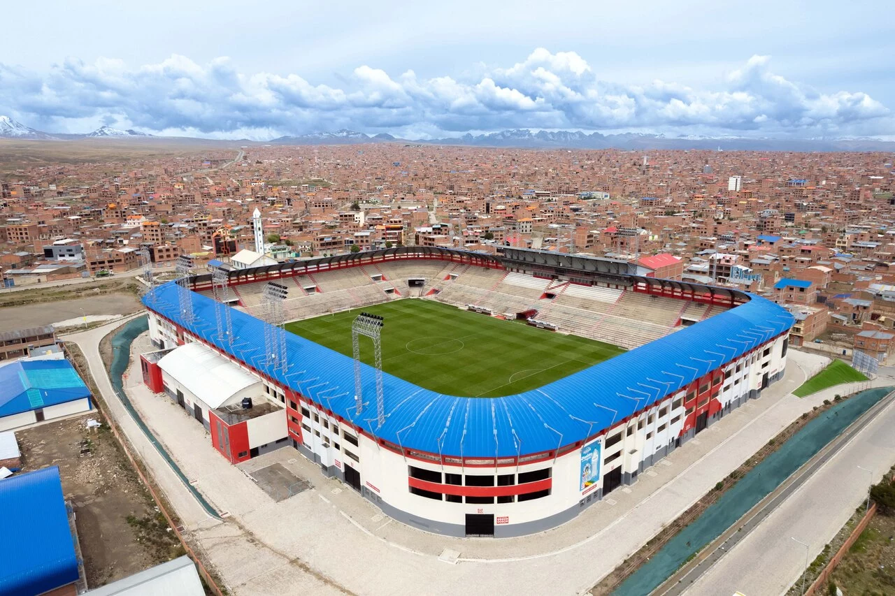 Estadio El Alto - Bose Pro 19.jpg