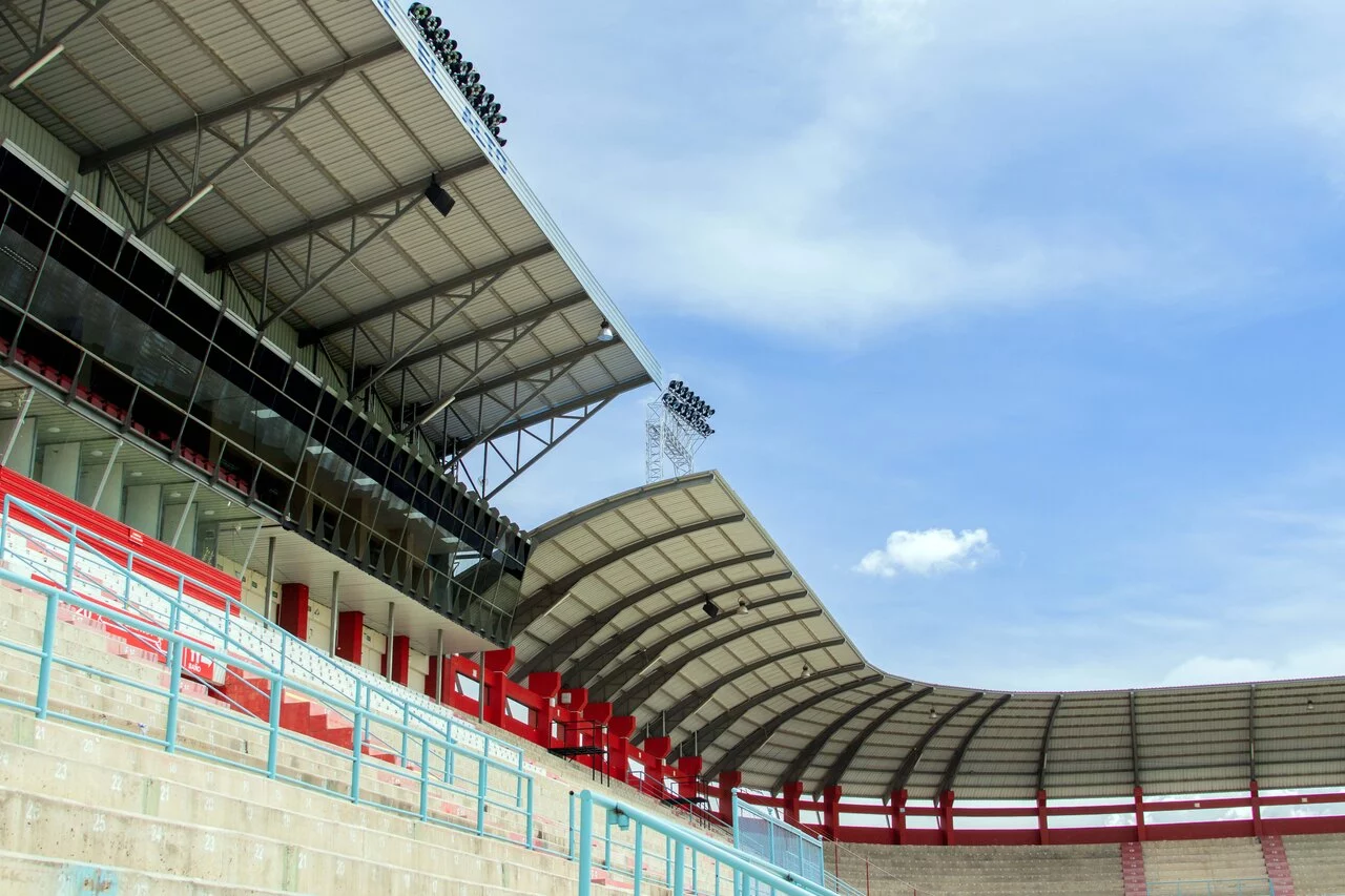 Estadio El Alto - Bose Pro 15.jpg