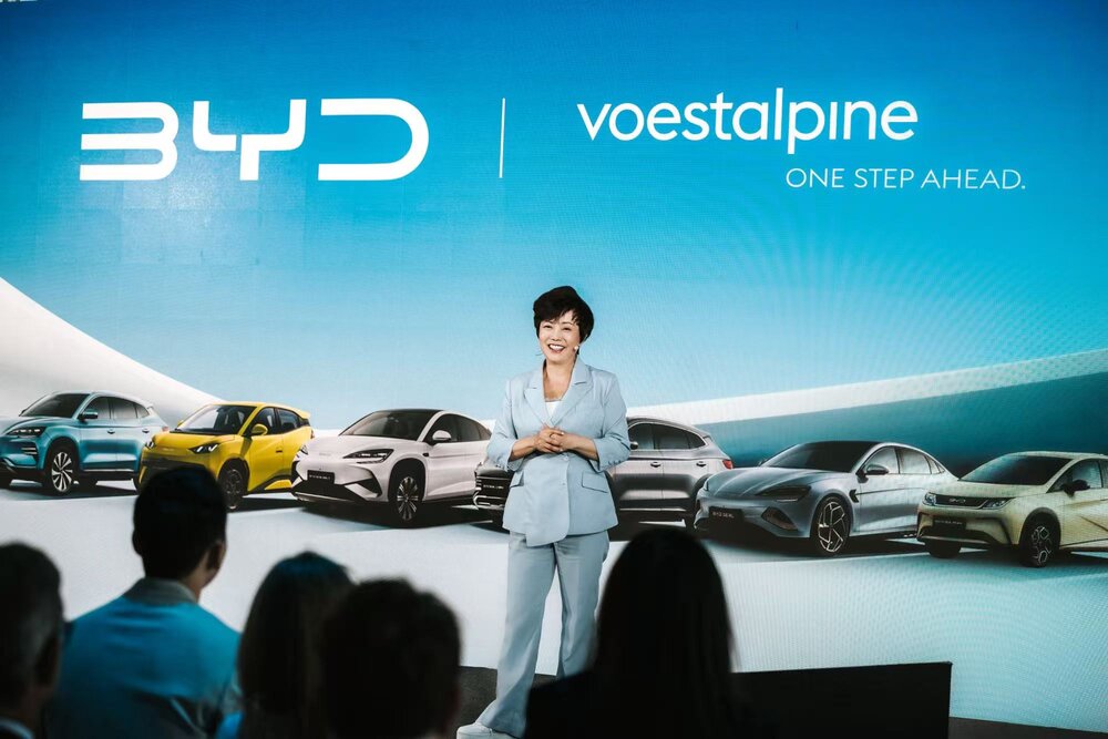 Rede von Stella Li, BYD Executive Vice President.