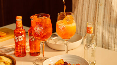 Aperol Spritz Ready to Enjoy 3