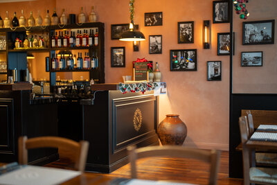 Napule_Seefeld_Innen_Eingang