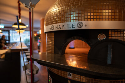 Napule_Seefeld_Innen_Ofen_Nah