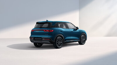 ATTO 2 DM-i_LHD_Rear_Right 45°