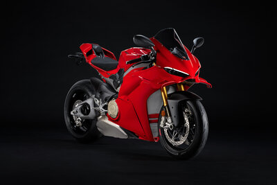2_Ducati Panigale V4 S.jpg