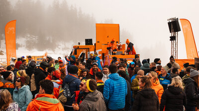 Aperol x Winter Snowcat