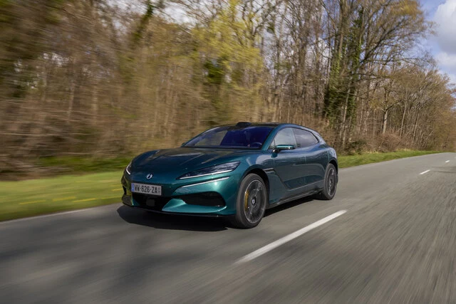 DENZA_Z9GT_01DYNAMIC_009