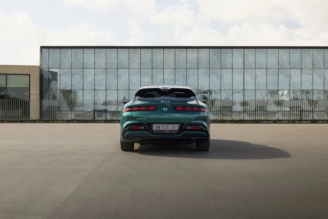 DENZA_Z9GT_02STATIC_050