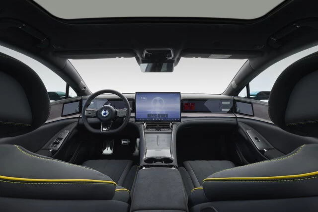 DENZA_Z9GT_004INTERIOR_078