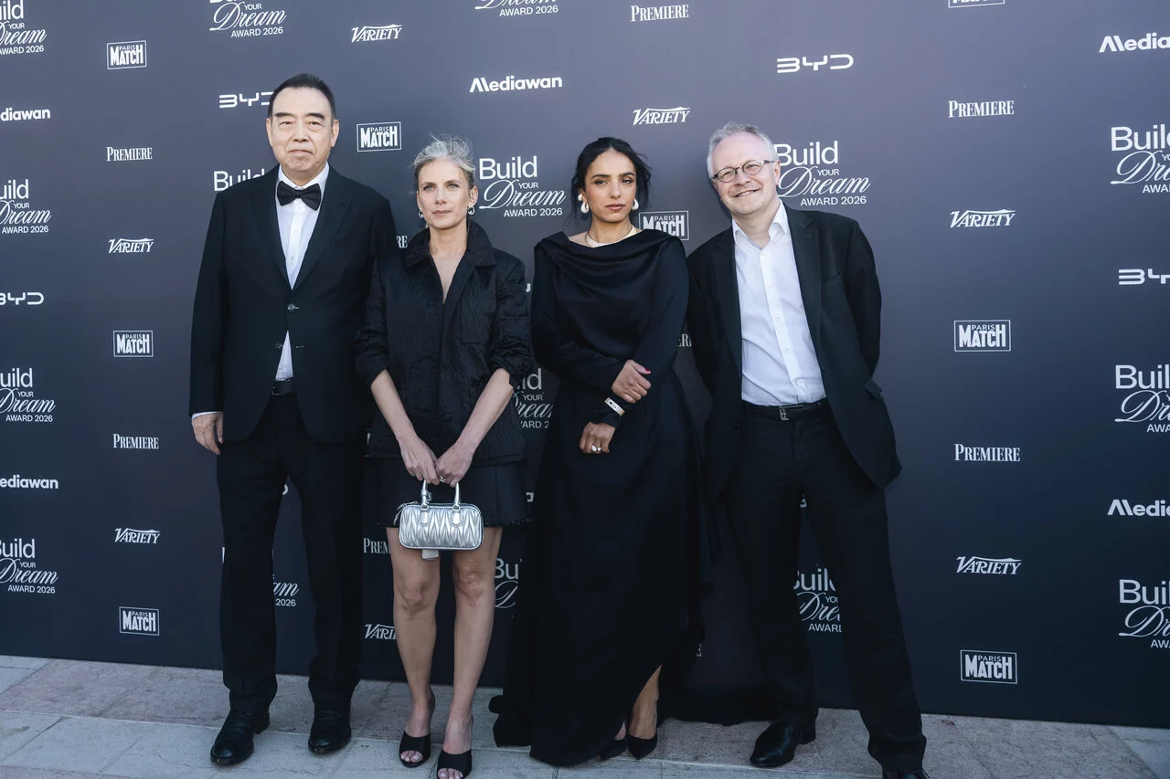 Membri della giuria internazionale del Build Your Dream Award
(da sinistra a destra: Chen Kaige, Mélanie Laurent, Hafsia Herzi e Thierry Chèze)