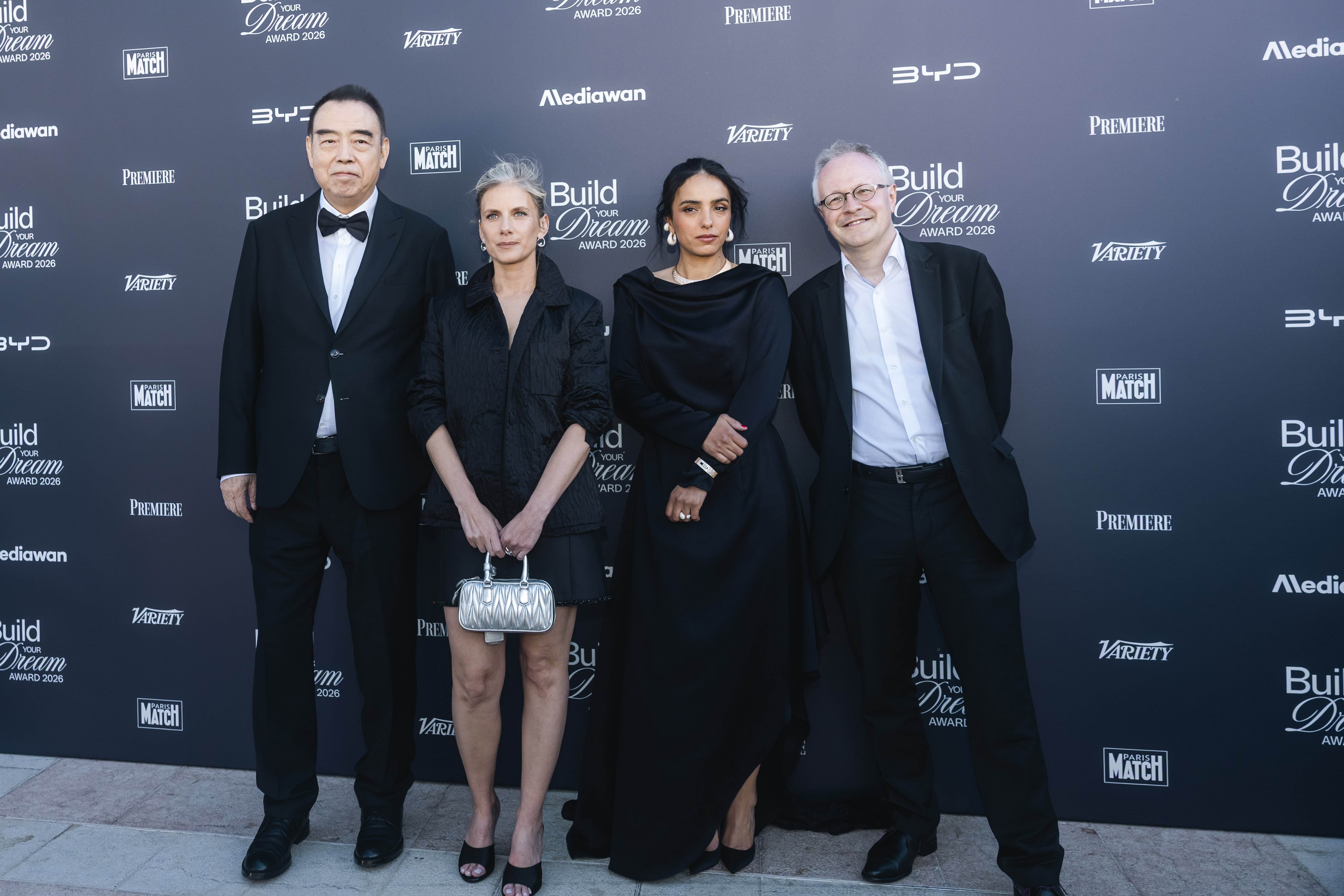 Membres du jury international (de gauche à droite : Chen Kaige, Mélanie Laurent, Hafsia Herzi et Thierry Chèze)