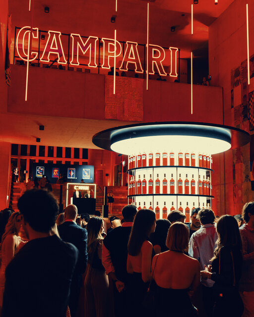 Campari Red Level Kunsthaus_Camparino Bar_2.jpg