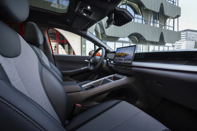 BYD_DOLPHIN_G_Interior_Seat