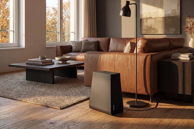 SF_George_titanium_lifestyle1_livingroom_landscape