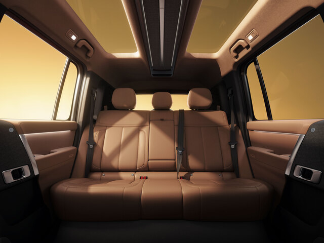 iCAUR_V27_Rear seating area.jpg