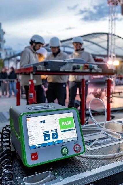 The battery passes the airtightness test following saltwater immersion.