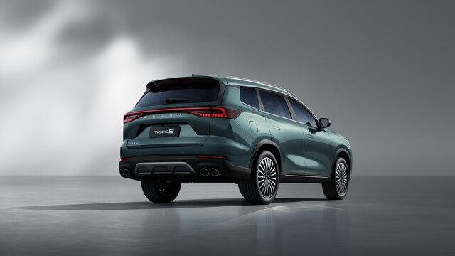 CHERY_TIGGO8_Rear_Three_Quarter.jpg