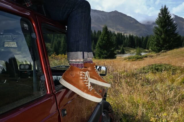 Benci_Brothers_Moodbild Scrambler hellbraun 1