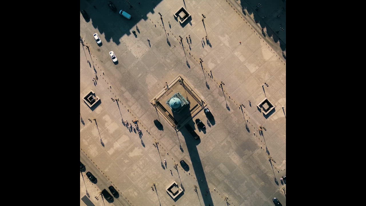 Pl. Vendome & Av. Montaigne.mov