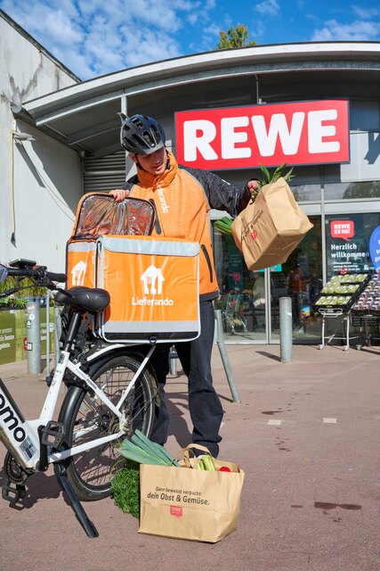 Lieferando_REWE_Hamburg_02.jpg
