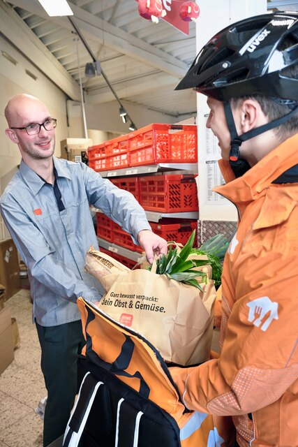 Lieferando_REWE_Hamburg_07.jpg