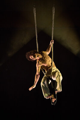 Campagnebeeld Cirque Mania 20:2025 Jona Harnischmacher