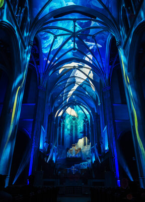 Aura_GraceCathedral_MomentFactory_8928