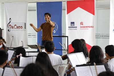 DAYNER TAFUR_ORQUESTA SINFONICA CHIMBOTE_2.JPG