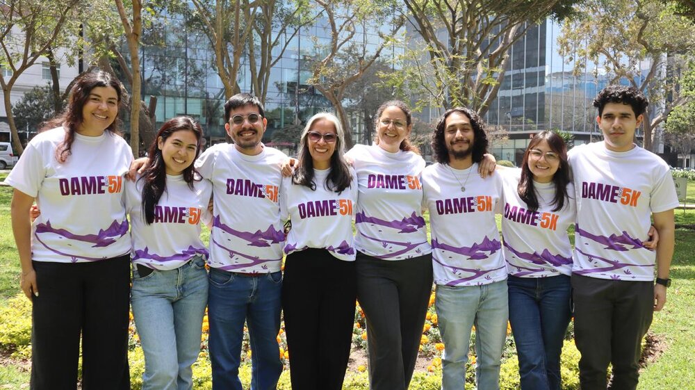 CARE Perú organiza caminata solidaria contra la violencia hacia la mujer.jpeg