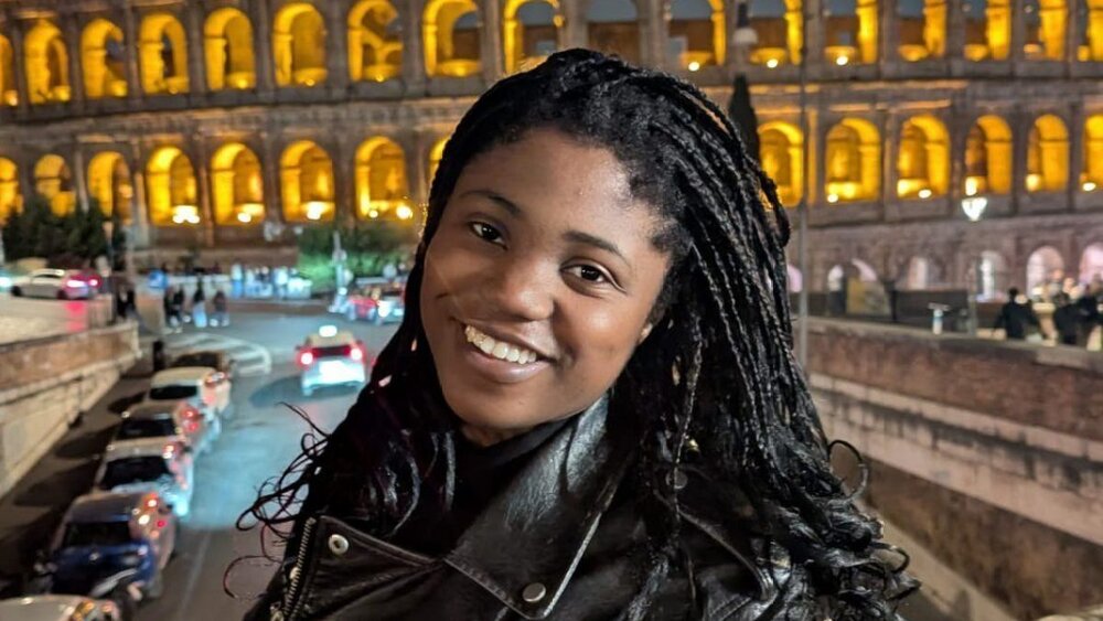 I'm 21 and can't budget. This is the Gen Z money hack I'm using instead