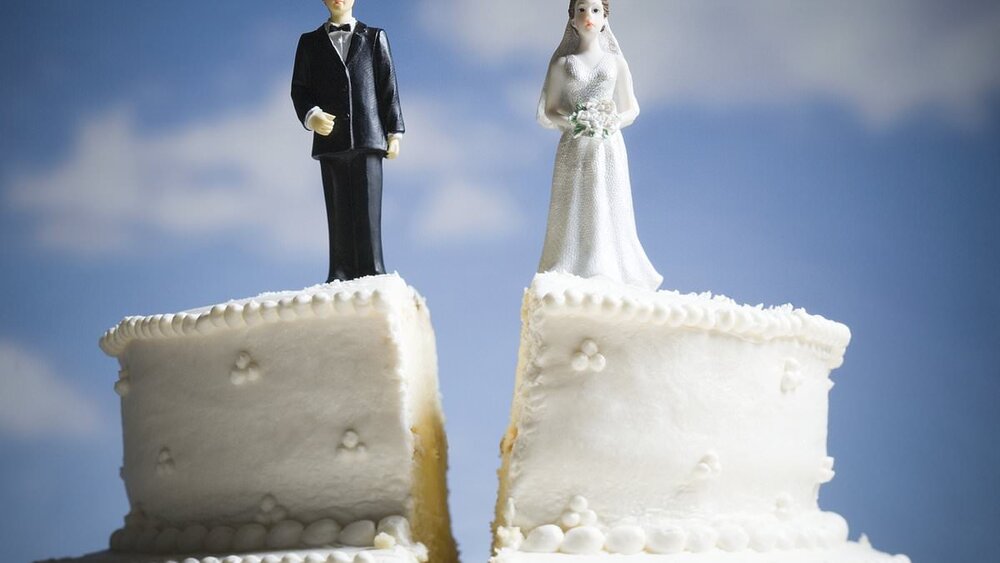 Britons less likely to agree to a prenup than French and Spanish