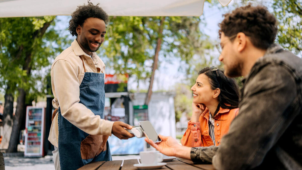 Eerste date? Helft Nederlanders wil eerst weten of de ander er financieel goed voor staat