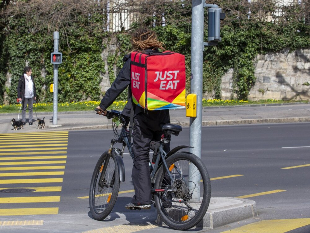Swiss robots to deliver Just Eat takeaway meals