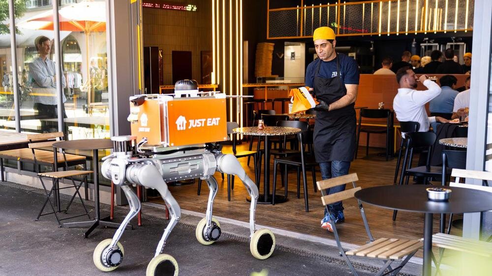 Just Eat sperimenta la consegna di pasti a domicilio tramite robot 