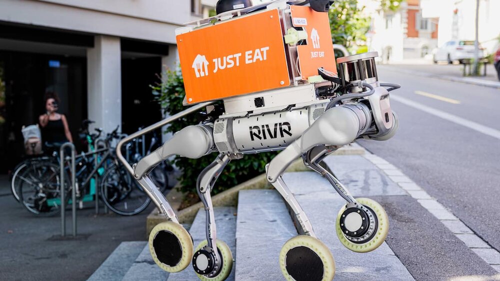 Futuristisch! Food-Delivery per Roboterhund