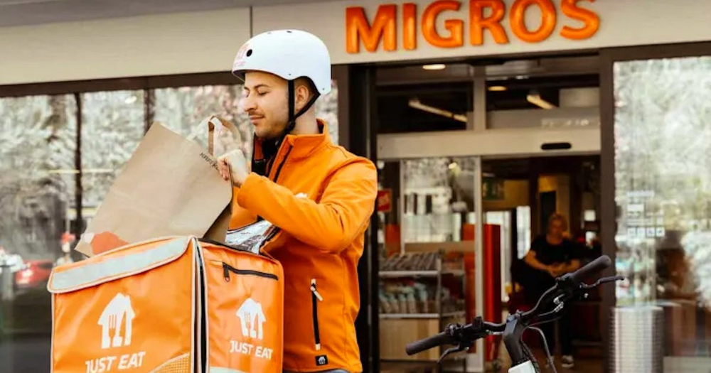 Migros und Just Eat wollen Lebensmittel nach Hause bringen
