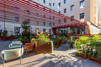 The Social Hub Florence Lavagnini - Courtyard ©Nuri Rashid