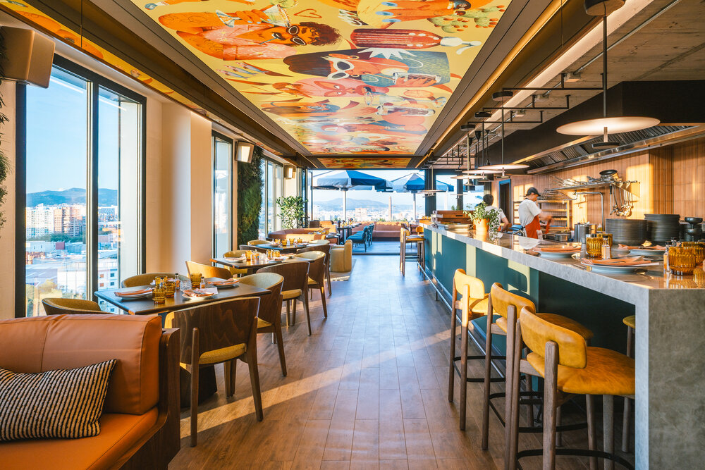 The Social Hub Barcelona - SíSí Rooftop Restaurant ©maxibellucci