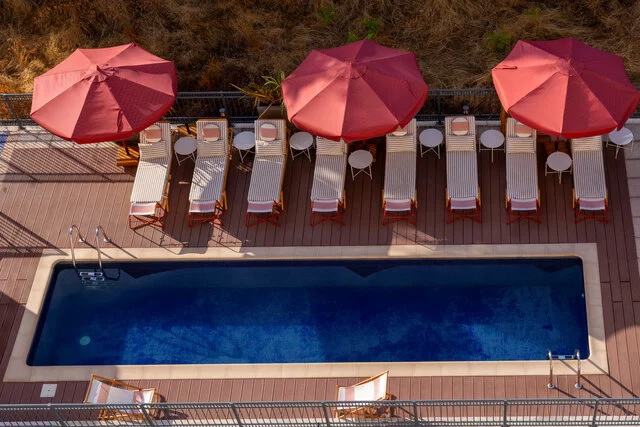 The Social Hub Paris - Pool Area ©HediHamadache