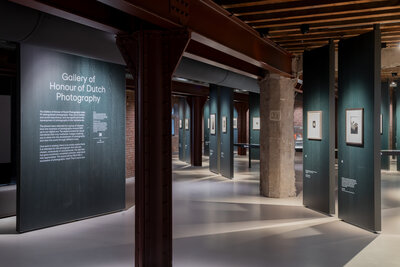 Nederlands Fotomuseum, Eregalerij, start | Gallery of Honour © Iwan Baan